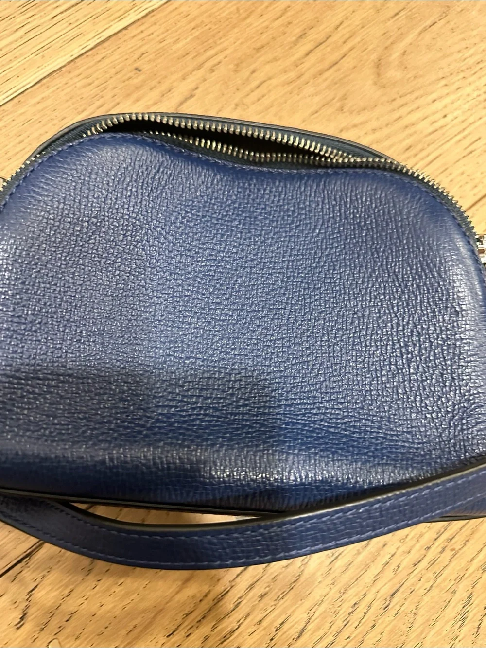 Marc Jacobs Shutter Crossbody